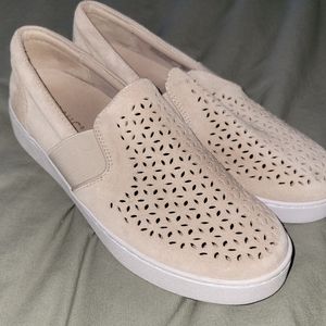 Vionic Slip- on walking shoes